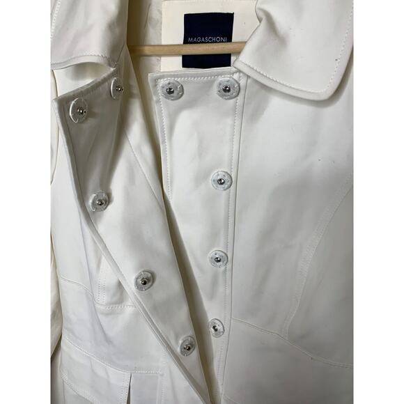 Magaschoni Collection Womens Size 10 White Jacket Long Coat Patch Pockets - Picture 9 of 9